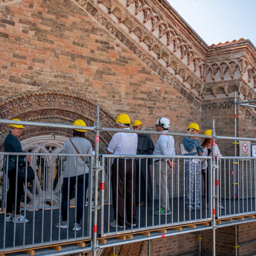 foto articolo Successo per le visite al rosone, che riaprono a primavera 2020