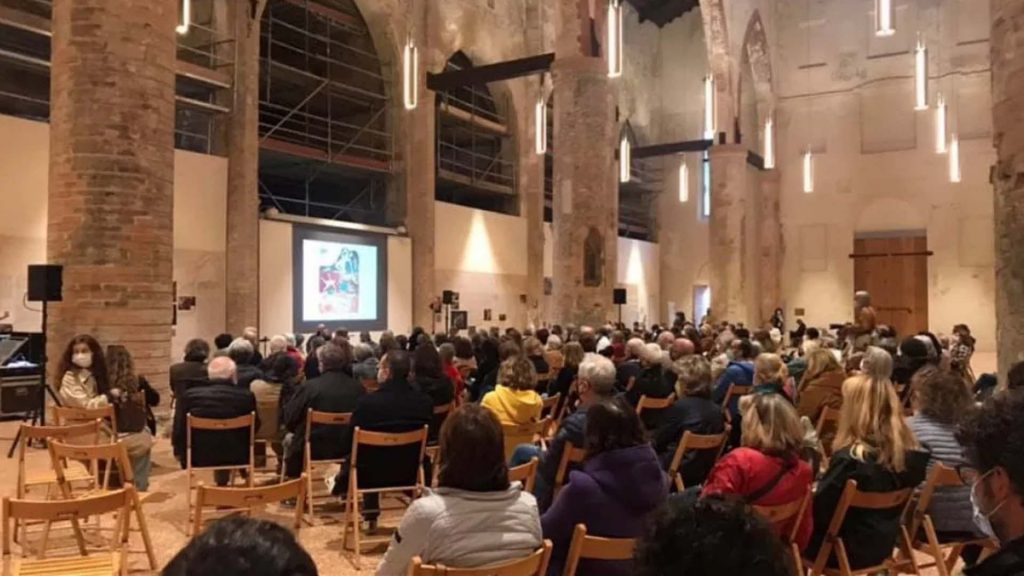 foto articolo “Donne del Medioevo”: Chiara Frugoni in San Francesco del Prato